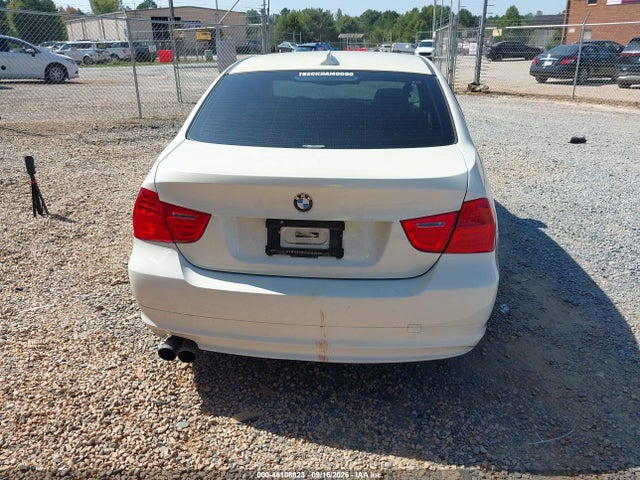 46108823 :رقم المزاد ، WBAPH7C52BE131053 vin ، 2011 Bmw 328i مزاد بيع