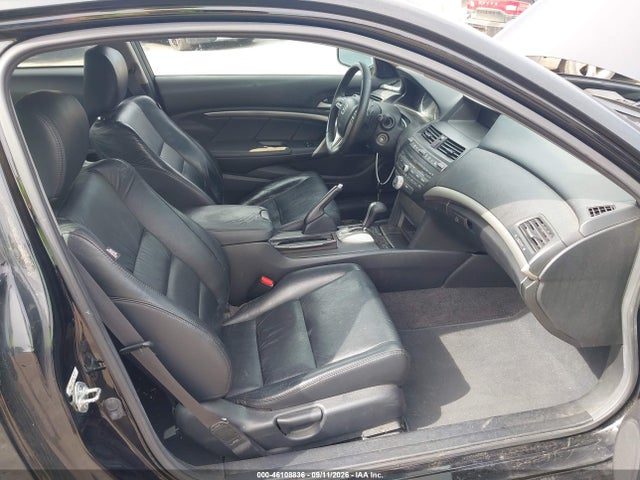 46108836 :رقم المزاد ، 1HGCS2B88BA008111 vin ، 2011 Honda Accord 3.5 Ex-l مزاد بيع