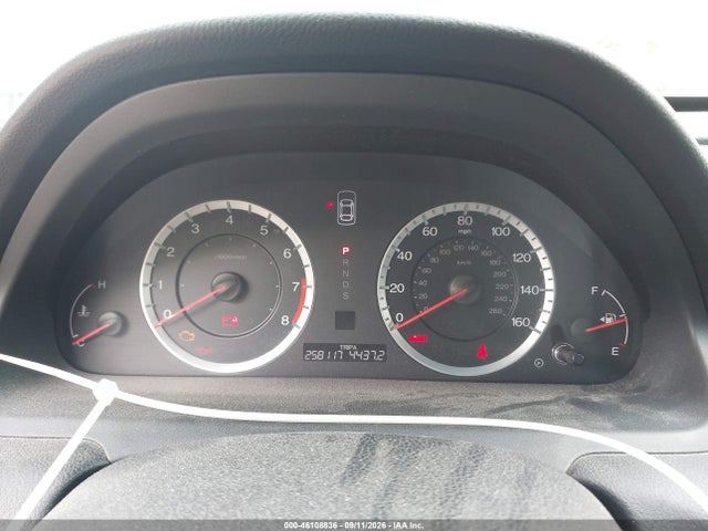 46108836 :رقم المزاد ، 1HGCS2B88BA008111 vin ، 2011 Honda Accord 3.5 Ex-l مزاد بيع