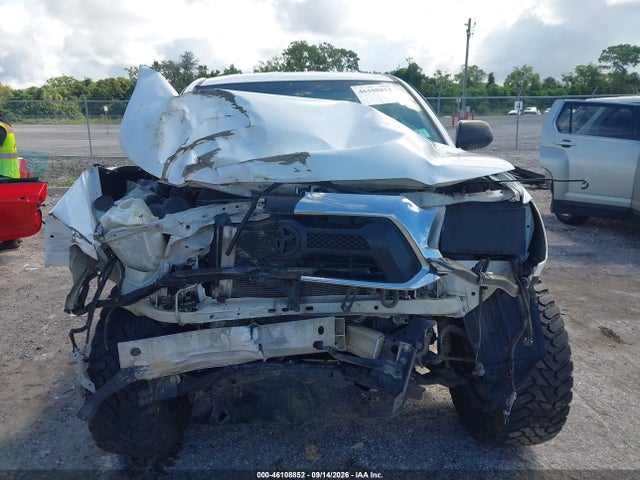 Продаж на аукціоні авто 2015 Toyota Tacoma Prerunner V6, vin: 5TFJU4GN2FX067961, номер лоту: 46108852