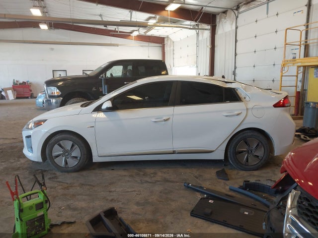 46108871 :رقم المزاد ، KMHC75LC2LU231180 vin ، 2020 Hyundai Ioniq Hybrid Se مزاد بيع