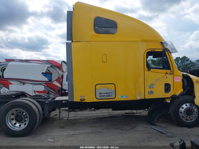 Продажа на аукционе авто 2007 Freightliner Conventional Columbia, vin: 1FUJA6CK47PX35513, номер лота: 46108888