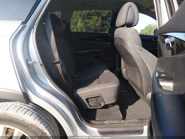Продажа на аукционе авто 2016 Kia Sorento 2.4l L, vin: 5XYPG4A30GG024376, номер лота: 46108892