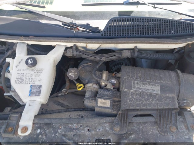Chevrolet Express Cutaway 3500 2014 1GB0G2CG5E1119295 Image 9