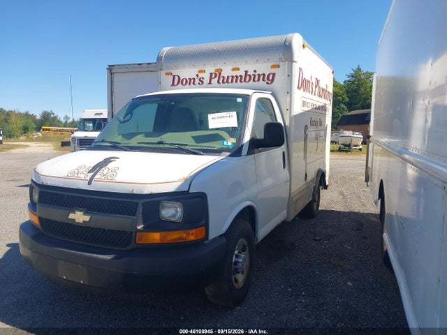 Chevrolet Express Cutaway 3500 2014 1GB0G2CG5E1119295 Image 2