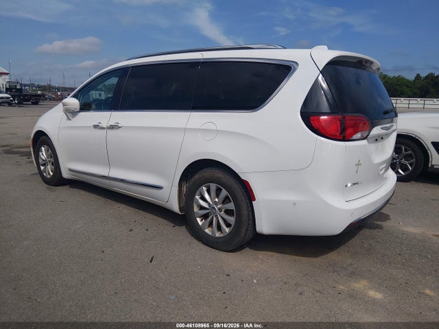2019 Chrysler Pacifica Touring L მანქანა იყიდება აუქციონზე, vin: 2C4RC1BGXKR626551, აუქციონის ნომერი: 46108965
