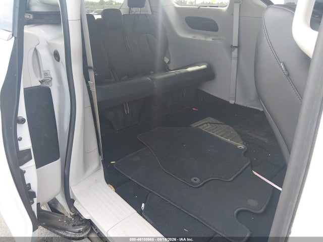 2019 Chrysler Pacifica Touring L მანქანა იყიდება აუქციონზე, vin: 2C4RC1BGXKR626551, აუქციონის ნომერი: 46108965