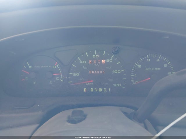 46108980 :رقم المزاد ، 1FAFP53UX3G280397 vin ، 2003 Ford Taurus Se مزاد بيع