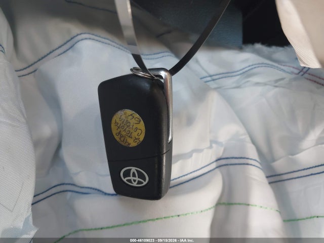 2022 Toyota Corolla Le მანქანა იყიდება აუქციონზე, vin: JTDEPMAE4NJ215708, აუქციონის ნომერი: 46109023