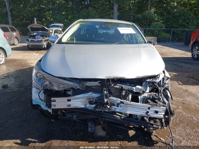 2022 Toyota Corolla Le მანქანა იყიდება აუქციონზე, vin: JTDEPMAE4NJ215708, აუქციონის ნომერი: 46109023
