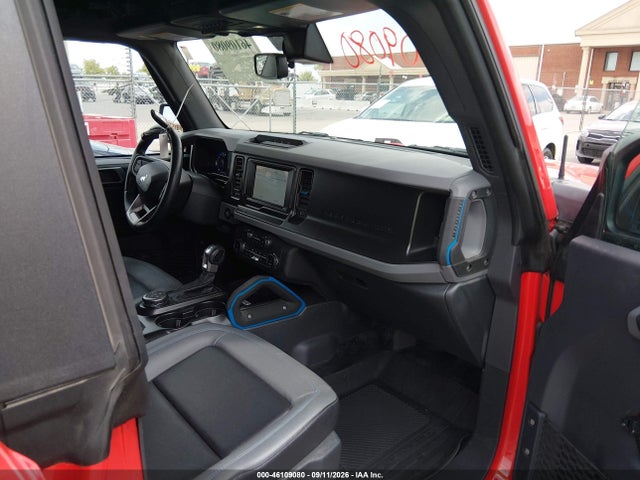 46109080 :رقم المزاد ، 1FMEE5BP8NLA86609 vin ، 2022 Ford Bronco Black Diamond مزاد بيع