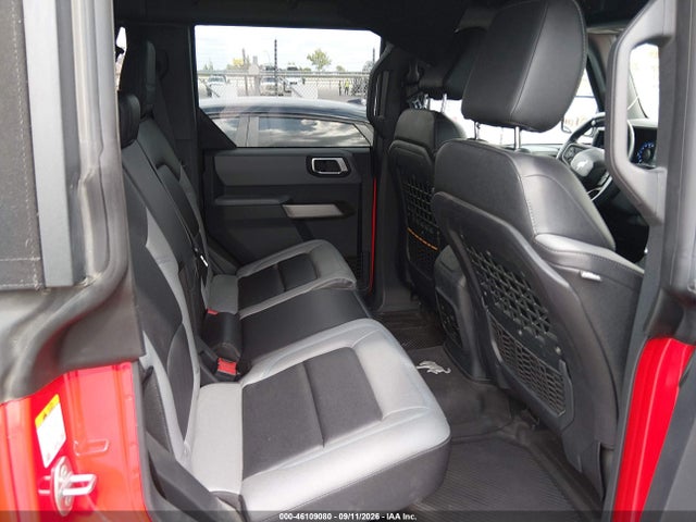 46109080 :رقم المزاد ، 1FMEE5BP8NLA86609 vin ، 2022 Ford Bronco Black Diamond مزاد بيع