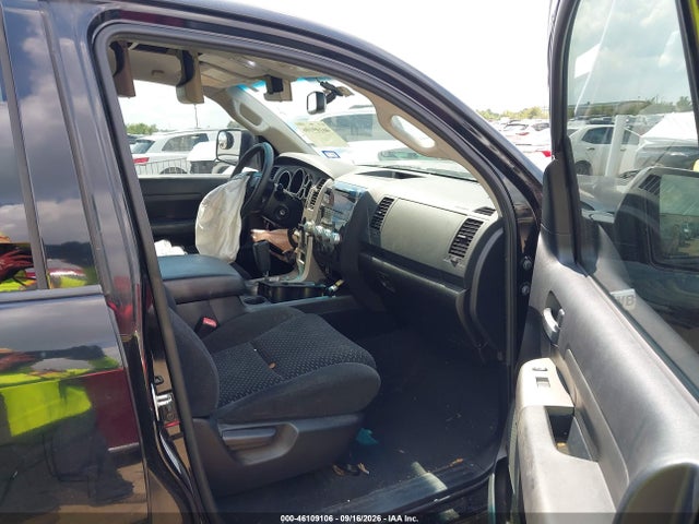 Aukcja sprzedaży 2011 Toyota Tundra Grade 5.7l V8, vin: 5TFRY5F12BX099976, numer aukcji: 46109106