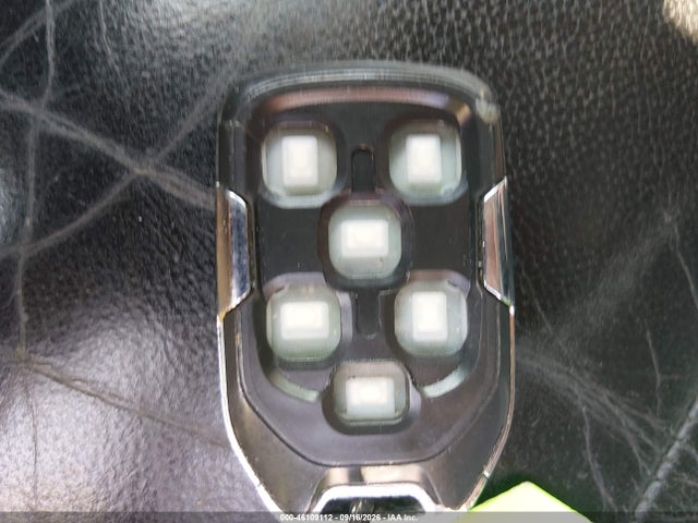 2015 Chevrolet Suburban 1500 Lt მანქანა იყიდება აუქციონზე, vin: 1GNSKJKC1FR132499, აუქციონის ნომერი: 46109112