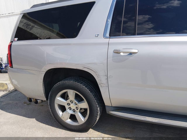 2015 Chevrolet Suburban 1500 Lt მანქანა იყიდება აუქციონზე, vin: 1GNSKJKC1FR132499, აუქციონის ნომერი: 46109112