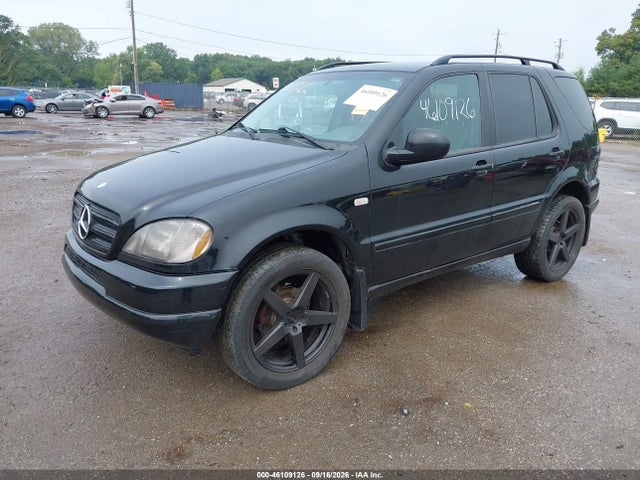 46109126 :رقم المزاد ، 4JGAB54E7XA106429 vin ، 1999 Mercedes-benz Ml 320 مزاد بيع