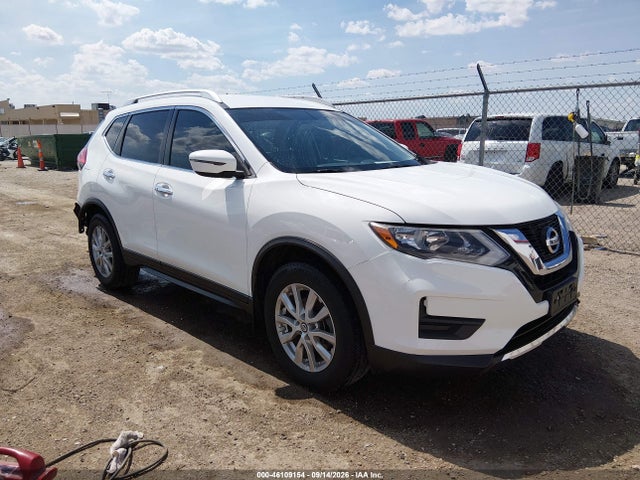 2017 KNMAT2MV4HP535218 main image