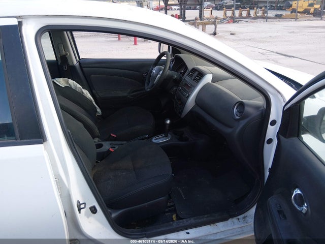 Продаж на аукціоні авто 2015 Nissan Versa 1.6 Sv, vin: 3N1CN7AP9FL826878, номер лоту: 46109174