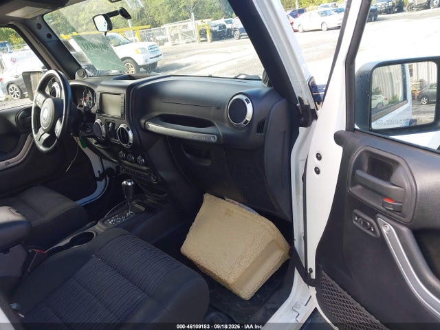 2012 Jeep Wrangler Unlimited Sahara მანქანა იყიდება აუქციონზე, vin: 1C4HJWEG3CL239781, აუქციონის ნომერი: 46109183