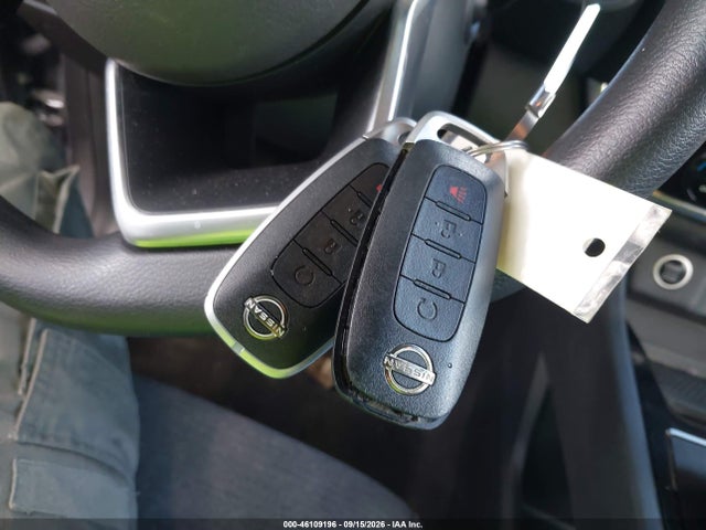 46109196 :رقم المزاد ، 5N1BT3BA3PC782564 vin ، 2023 Nissan Rogue Sv Fwd مزاد بيع