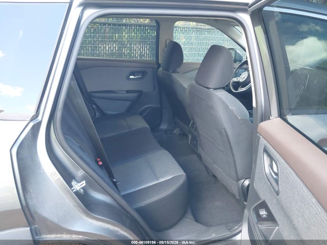 46109196 :رقم المزاد ، 5N1BT3BA3PC782564 vin ، 2023 Nissan Rogue Sv Fwd مزاد بيع
