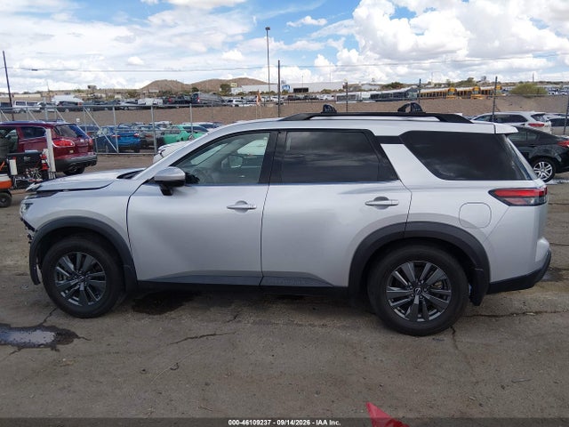 5N1DR3BC6NC234029 Nissan Pathfinder Sv 4wd