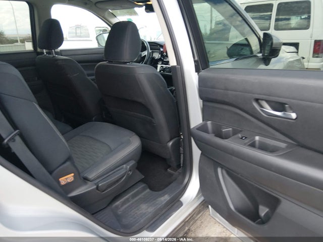 5N1DR3BC6NC234029 Nissan Pathfinder Sv 4wd