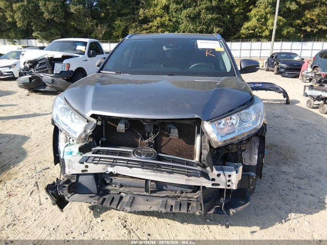 Продаж на аукціоні авто 2018 Toyota Highlander Xle, vin: 5TDKZRFH6JS549152, номер лоту: 46109266