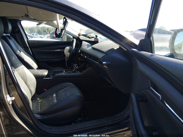 2025 Mazda Mazda3 2.5 S Preferred მანქანა იყიდება აუქციონზე, vin: 3MZBPACM4SM472076, აუქციონის ნომერი: 46109288