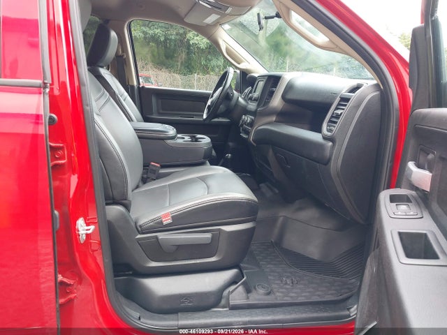 46109293 :رقم المزاد ، 3C6UR5HJ9KG702714 vin ، 2019 Ram 2500 Tradesman  4x4 8' Box مزاد بيع