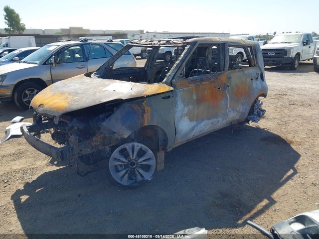 KIA SOUL + 2016 KNDJP3A59G7367850 Image 2