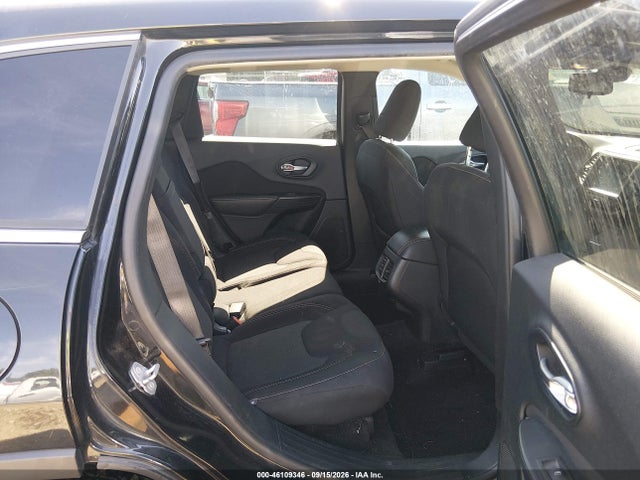 46109346 :رقم المزاد ، 1C4PJMCB8GW287076 vin ، 2016 Jeep Cherokee Latitude مزاد بيع