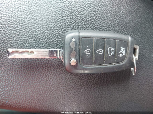 2019 Hyundai Veloster 2.0 მანქანა იყიდება აუქციონზე, vin: KMHTG6AF9KU019314, აუქციონის ნომერი: 46109365