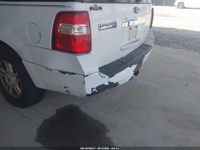 2007 Ford Expedition Xlt მანქანა იყიდება აუქციონზე, vin: 1FMFU16517LA83840, აუქციონის ნომერი: 46109413