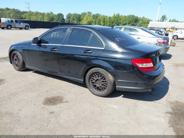 2008 Mercedes-benz C 300 Luxury 4matic/sport 4matic მანქანა იყიდება აუქციონზე, vin: WDDGF81XX8F137176, აუქციონის ნომერი: 46109414
