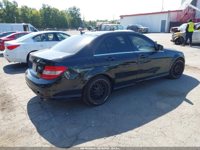 2008 Mercedes-benz C 300 Luxury 4matic/sport 4matic მანქანა იყიდება აუქციონზე, vin: WDDGF81XX8F137176, აუქციონის ნომერი: 46109414