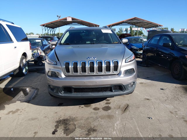 2016 Jeep Cherokee Latitude მანქანა იყიდება აუქციონზე, vin: 1C4PJMCS5GW221231, აუქციონის ნომერი: 46109425