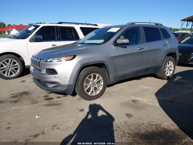 2016 Jeep Cherokee Latitude მანქანა იყიდება აუქციონზე, vin: 1C4PJMCS5GW221231, აუქციონის ნომერი: 46109425