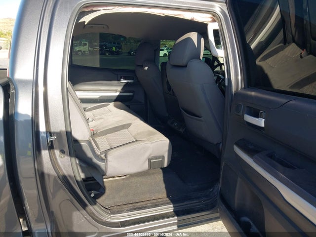Продаж на аукціоні авто 2017 Toyota Tundra Sr5 5.7l V8, vin: 5TFEY5F12HX212641, номер лоту: 46109495