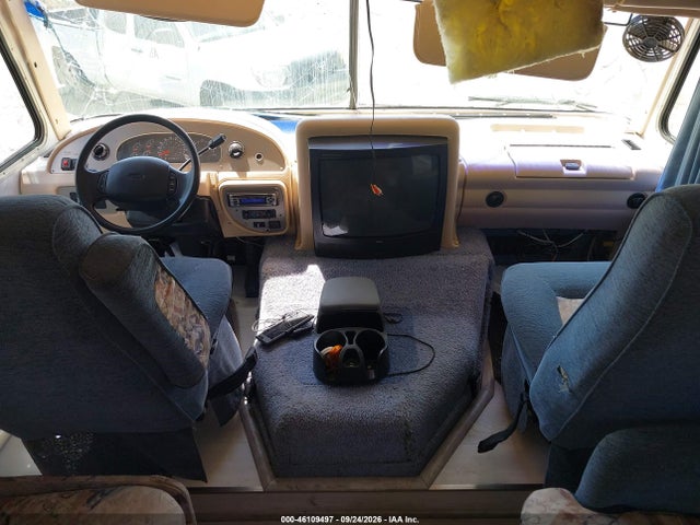 Продаж на аукціоні авто 1999 Ford F550 Super Duty Stripped Chass, vin: 3FCLF53S8XJA17059, номер лоту: 46109497