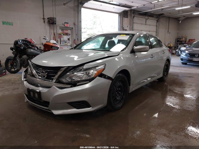 Продаж на аукціоні авто 2017 Nissan Altima 2.5 S, vin: 1N4AL3AP6HN355185, номер лоту: 46109544