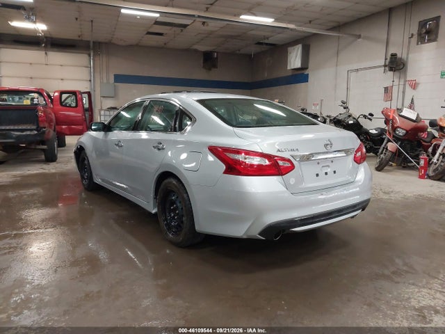Продаж на аукціоні авто 2017 Nissan Altima 2.5 S, vin: 1N4AL3AP6HN355185, номер лоту: 46109544