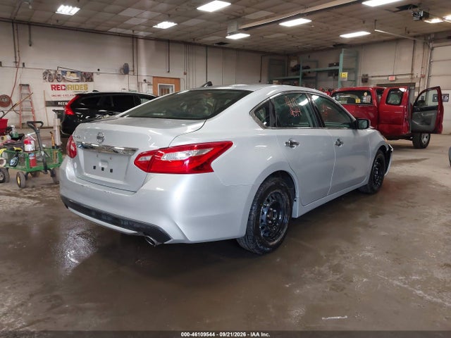 Продаж на аукціоні авто 2017 Nissan Altima 2.5 S, vin: 1N4AL3AP6HN355185, номер лоту: 46109544