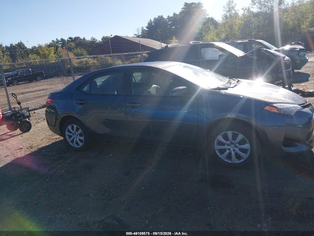2017 Toyota Corolla Le მანქანა იყიდება აუქციონზე, vin: 2T1BURHE7HC947815, აუქციონის ნომერი: 46109575