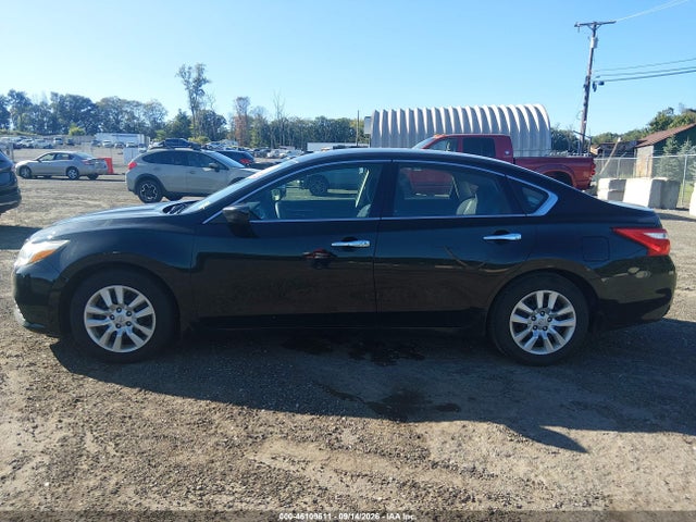 2017 Nissan Altima 2.5 S მანქანა იყიდება აუქციონზე, vin: 1N4AL3AP2HC260246, აუქციონის ნომერი: 46109611