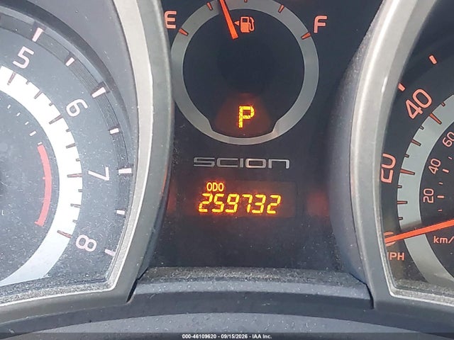 46109620 :رقم المزاد ، JTKJF5C77B3015694 vin ، 2011 Scion Tc مزاد بيع