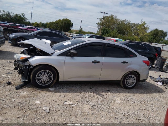 2016 Ford Focus S მანქანა იყიდება აუქციონზე, vin: 1FADP3E29GL343493, აუქციონის ნომერი: 46109625