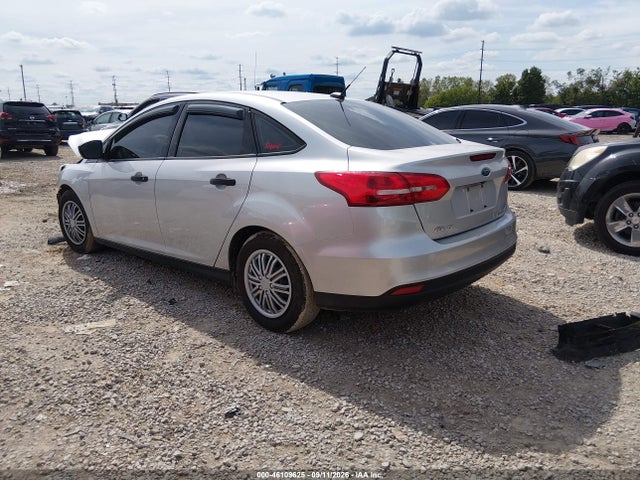 2016 Ford Focus S მანქანა იყიდება აუქციონზე, vin: 1FADP3E29GL343493, აუქციონის ნომერი: 46109625
