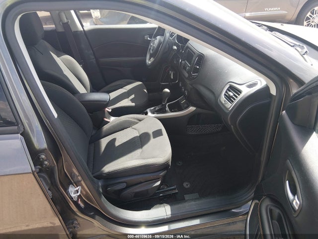 46109635 :رقم المزاد ، 3C4NJCAB3JT123333 vin ، 2018 Jeep Compass Sport Fwd مزاد بيع
