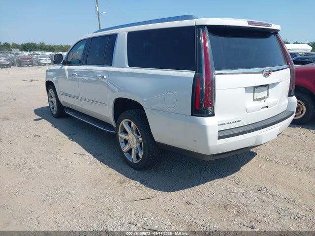 Продажа на аукционе авто 2020 Cadillac Escalade Esv 4wd Luxury, vin: 1GYS4HKJ6LR198773, номер лота: 46109672